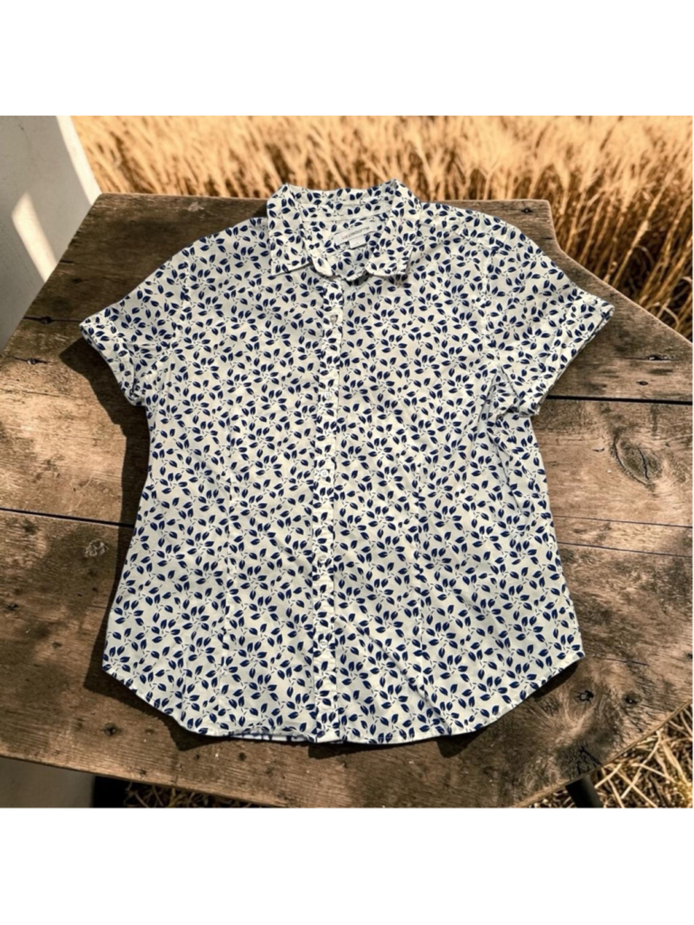 Liz Claiborne Cottage Core Button-down Blouse Womens Large Blue & White Summer